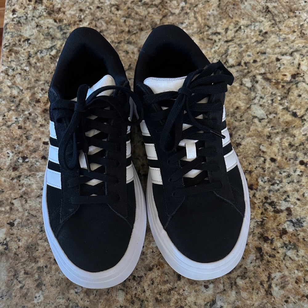 Adidas Women's Black and White Athletic Shoes